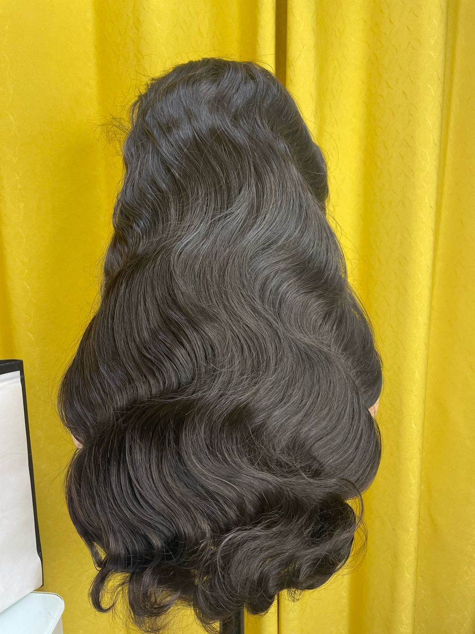 body wave frontal wig styles