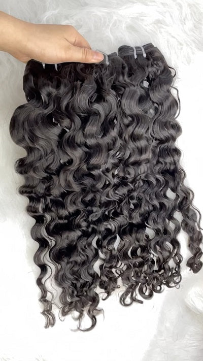 Wet and wavy Raw hair wholesale bundle deal 3 or 4 Bundles with Closure